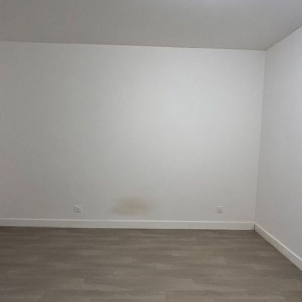 
APPARTEMENT T2 - 45 M² - AMFREVILLE-LA-MIVOIE - REF  6177
