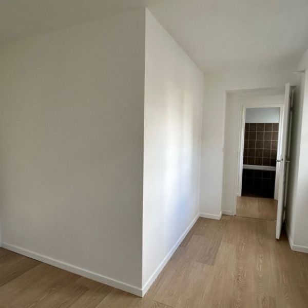 
APPARTEMENT  T3 -57 m2 - QUAIS DE SEINE - REF 2311
