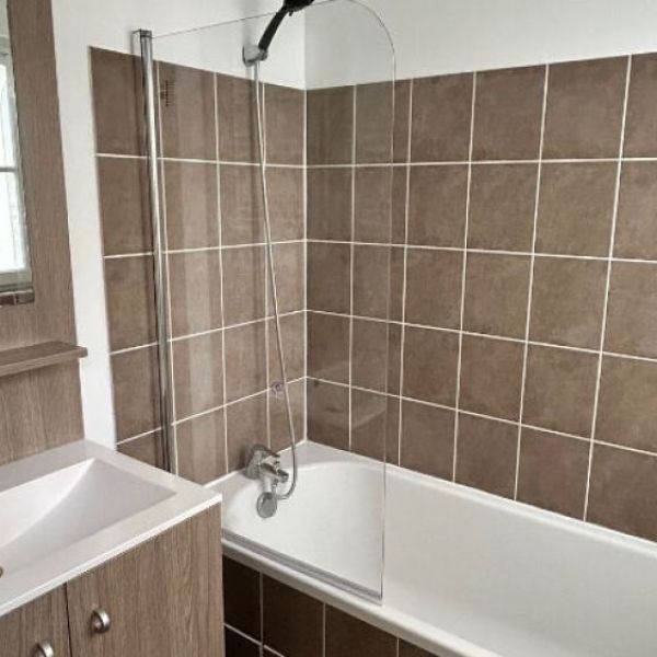 
APPARTEMENT  T3 -57 m2 - QUAIS DE SEINE - REF 2311
