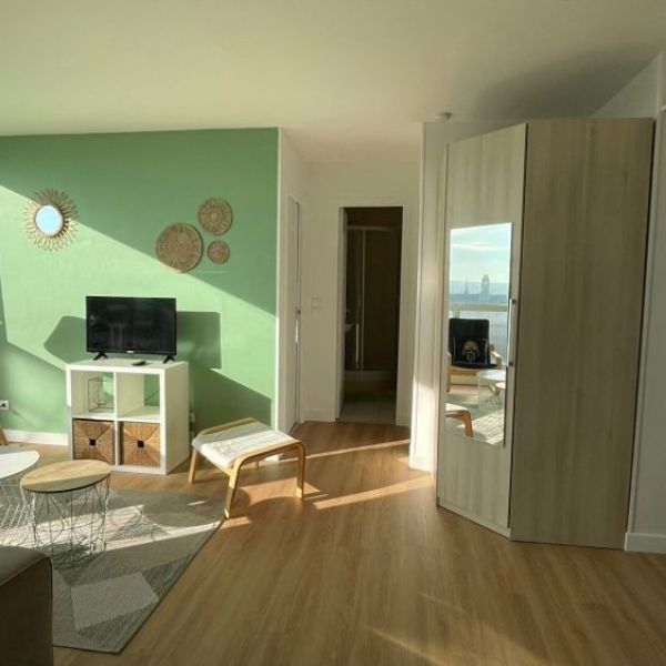 
APPARTEMENT T3 MEUBLÉ - 46 M² - ROUEN QUARTIER JOUVENET - REF 3350
