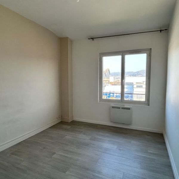 
Appartement Saint Etienne Du Rouvray 2 pièces 45 m2 - REF 5730
