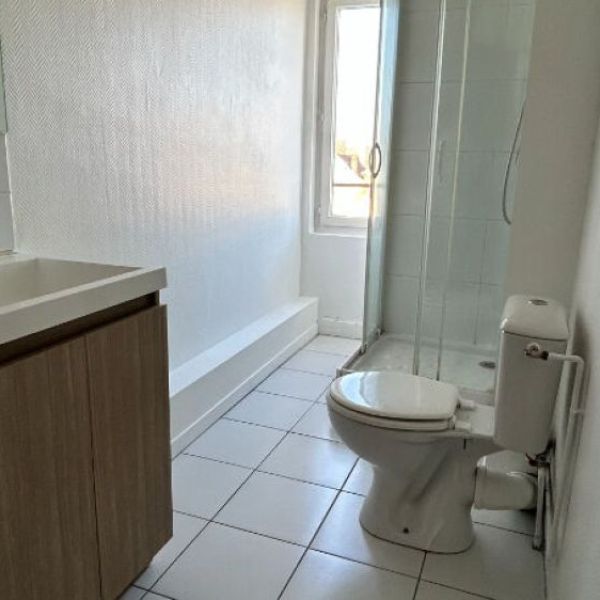 
Appartement Saint Etienne Du Rouvray 2 pièces 45 m2 - REF 5730
