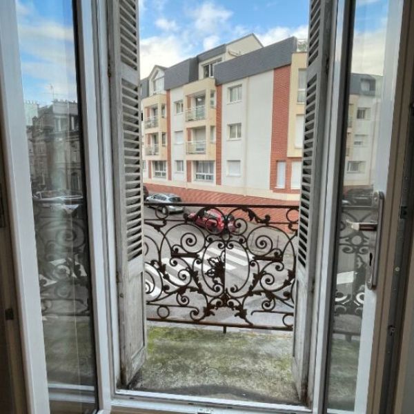 APPARTEMENT T1 AVEC COIN NUIT -23 m2 - QUARTIER PREFECTURE - REF 5222