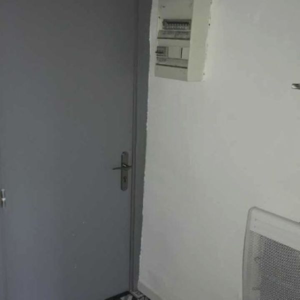 APPARTEMENT T1 MEUBLÉ - VIEUX MARCHÉ - 22 M² - REF 2964