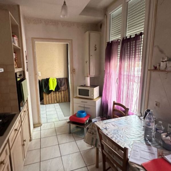 
Maison de plein pied - Elbeuf  centre 4 pièce(s) 98 m2
