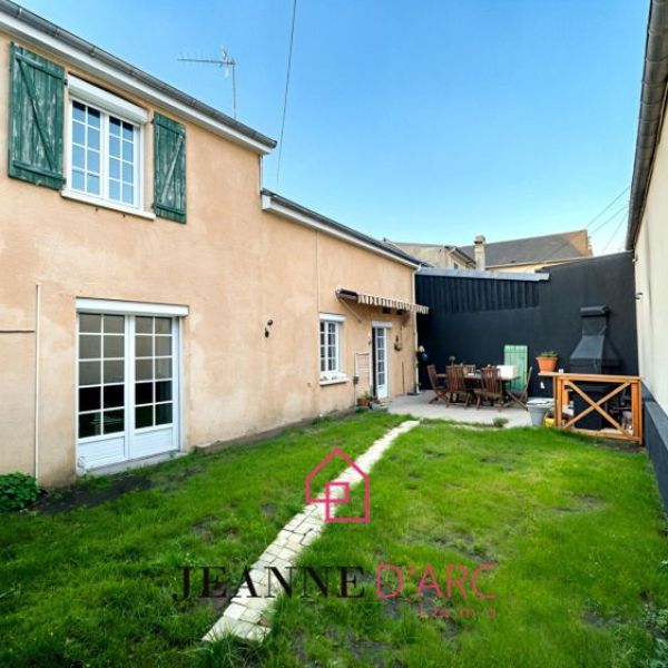 
Maison Oissel F4 - 134.60 m2 AU CALME - jardin - stationnements
