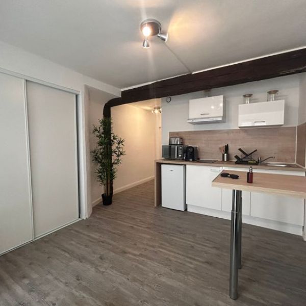 
APPARTEMENT T1 MEUBLÉ ROUEN CENTRE - REF 5529
