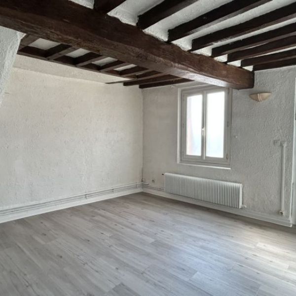 
Maison  4 pièces - Deville Les Rouen - REF  6211
