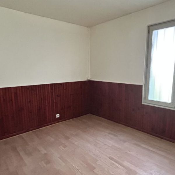 
Maison  4 pièces - Deville Les Rouen - REF  6211
