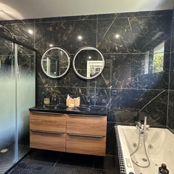 
MAISON MODERNE - ST MARTIN DU VIVIER
