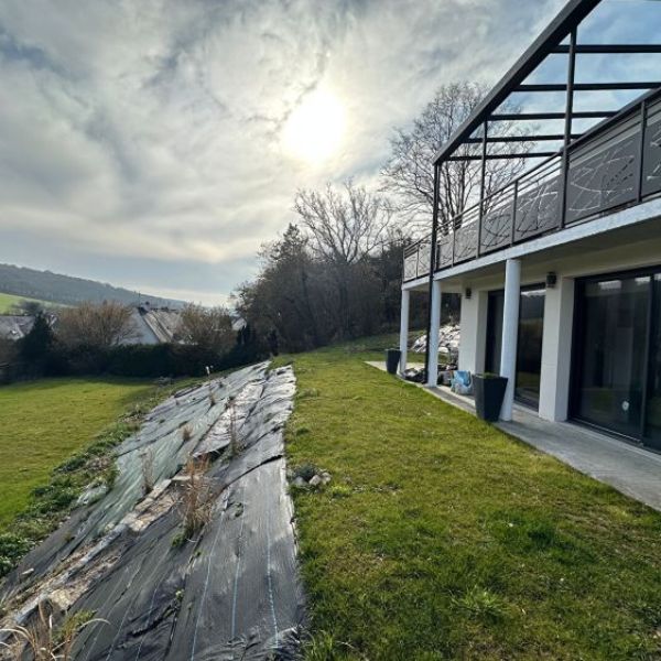 
MAISON MODERNE - ST MARTIN DU VIVIER
