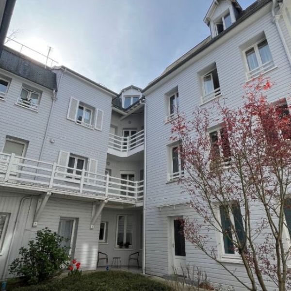 
Appartement T1 Bis de 25.42 m2 - QUARTIER HOTEL DE VILLE
