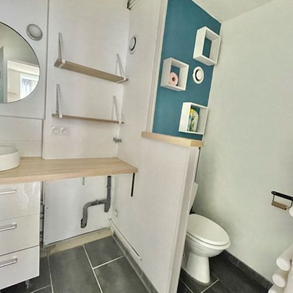 
APPARTEMENT DE TYPE 3 MEUBLÉ - 57 M² - ROUEN PREFECTURE - REF 4915
