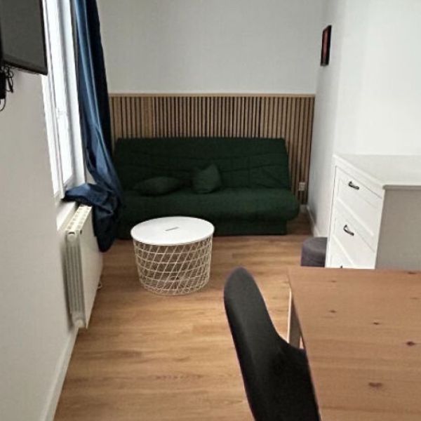 
APPARTEMENT T1 bis MEUBLÉ CENTRE VILLE - REF 2733
