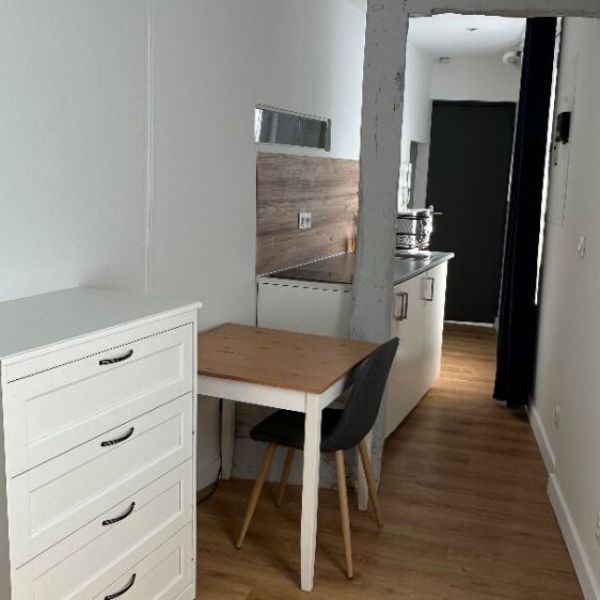 
APPARTEMENT T1 bis MEUBLÉ CENTRE VILLE - REF 2733
