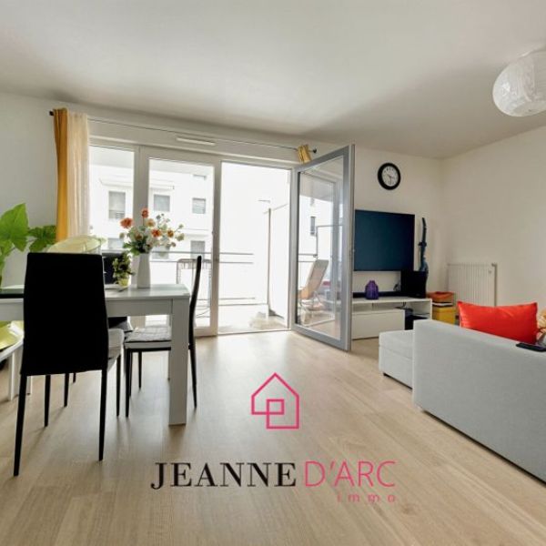 
T4 récent avec balcon, ascenseur, stockage & parking - vendu loué
