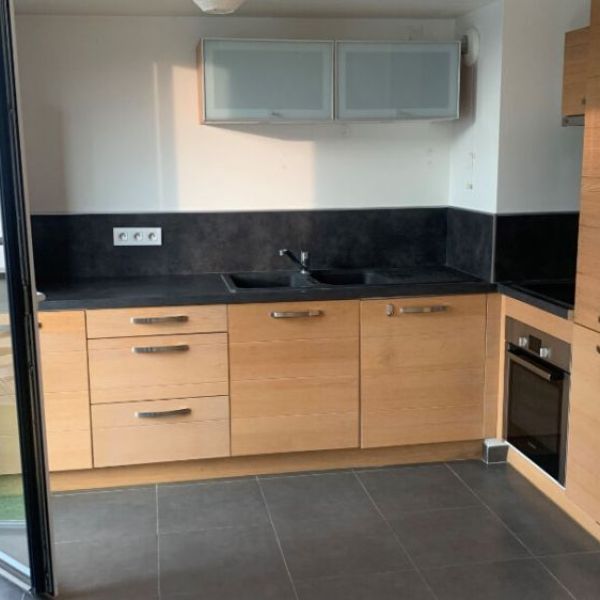 
APPARTEMENT DE T3 - ROUEN - 77 M² - TERRASSE - PARKING
