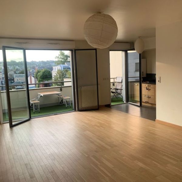 
APPARTEMENT DE T3 - ROUEN - 77 M² - TERRASSE - PARKING
