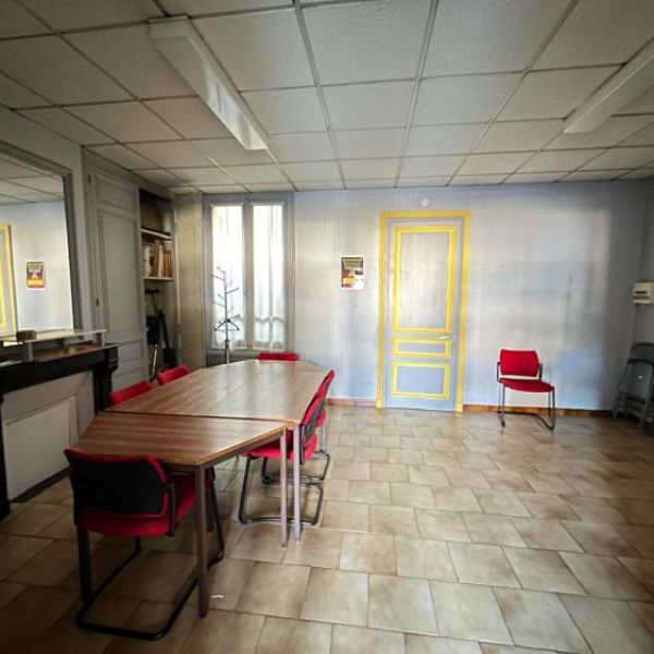 
Local commercial à louer - 75 m² - ROUEN
