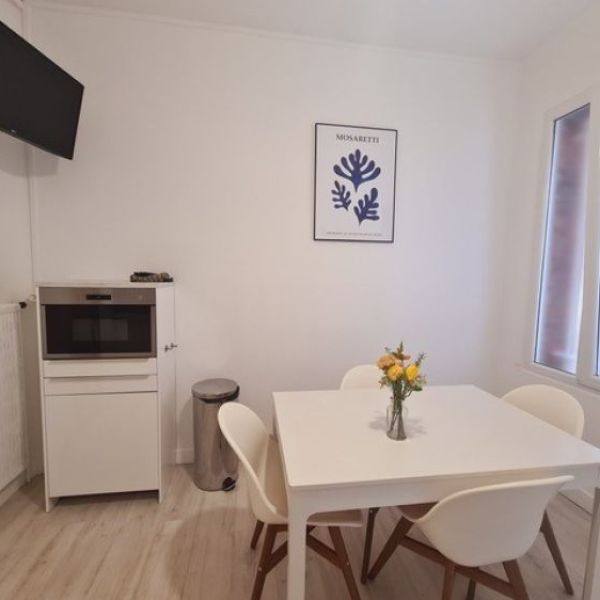 
CHAMBRE MEUBLÉE EN COLOCATION - ROUEN COUR CLEMENCEAU - REF 5210
