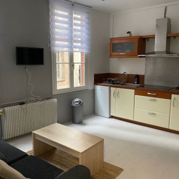 
STUDIO MEUBLE  ROUEN VIEUX MARCHE - 25M2 - REF 3556
