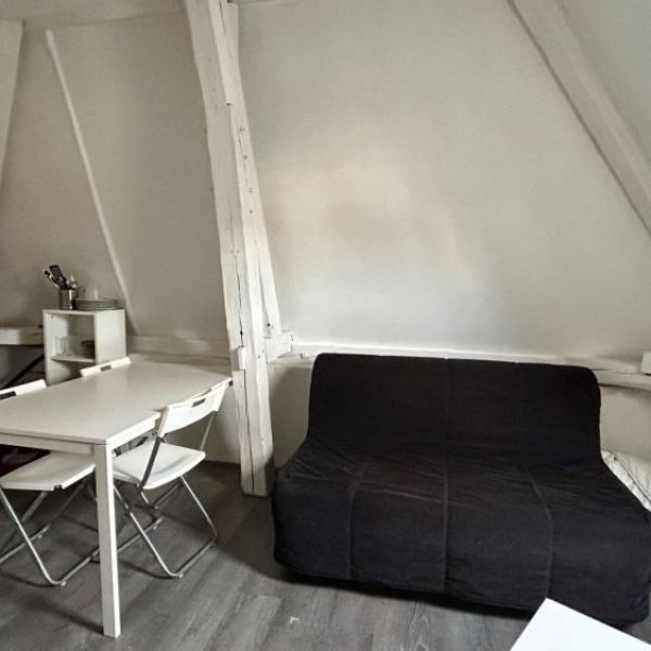 
STUDIO MEUBLE - 17M² - PRÉFECTURE - REF 0076
