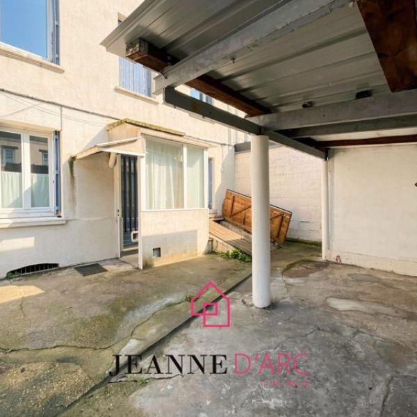 
Maison de ville 4 pièces - Cour & Cave - Le Petit Quevilly
