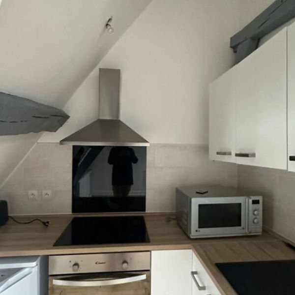 
Charmant studio de 15 m² idéalement situé au coeur du Vieux-Marché
