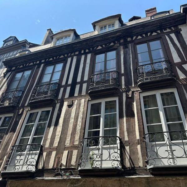 
T2 - ROUEN VIEUX MARCHÉ
