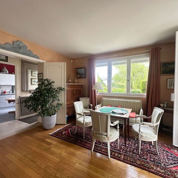 Charmante maison de 202M2 à Bihorel