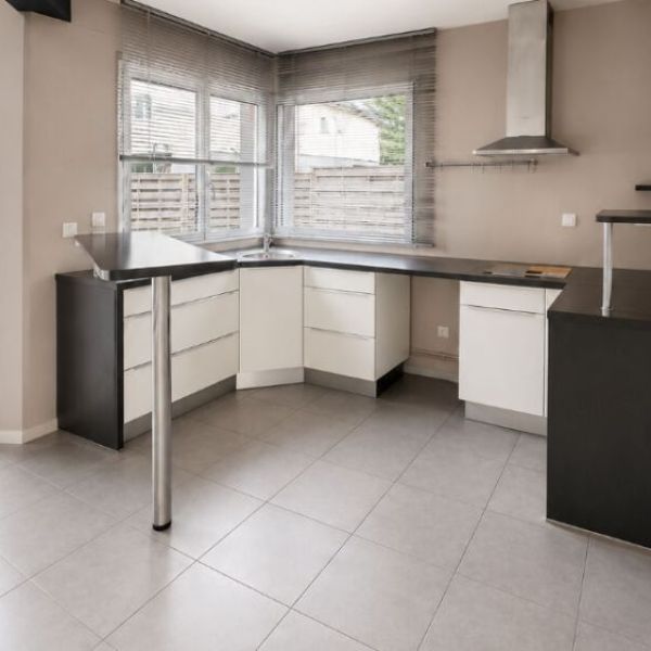 MAISON ARCHITECTE BOIS-GUILLAUME - REF 4646