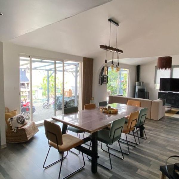 
Maison 6 pièces à vendre à Cléon - 249 000 

