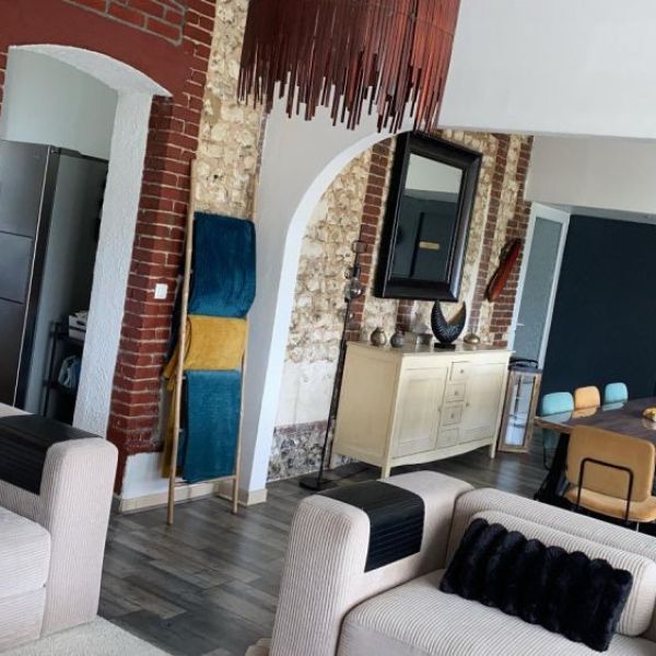 
Maison 6 pièces à vendre à Cléon - 249 000 
