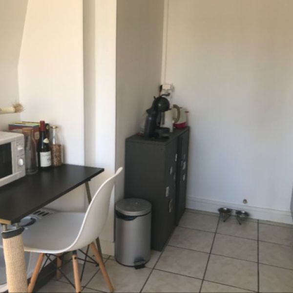 
APPARTEMENT TYPE 3 - CENTRE VILLE - 64M² - REF 4518
