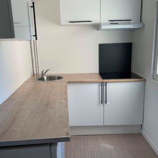 
APPARTEMENT DE TYPE T1 BIS - CENTRE VILLE DE ROUEN - 32M² - REF 3976
