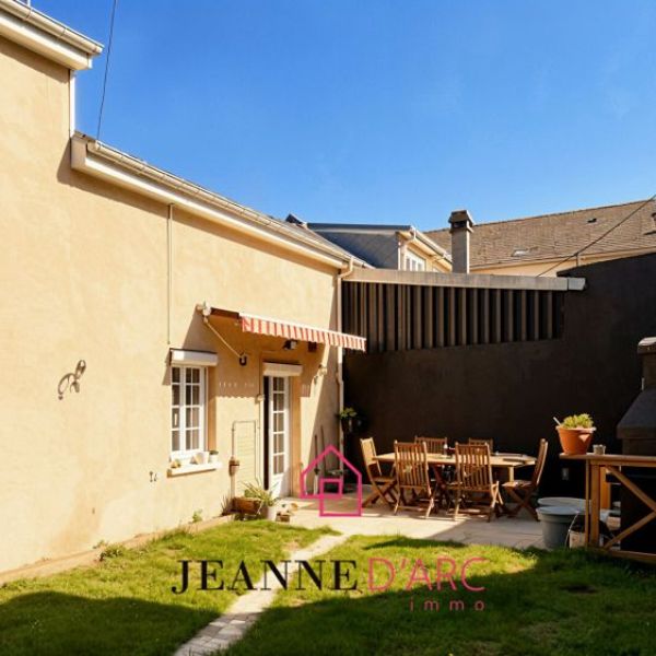 
Maison Oissel F4 AU CALME - Jardin - Parking
