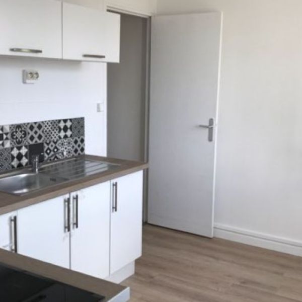 
APPARTEMENT T3 - 60M2 - MOULINEAUX - 5755
