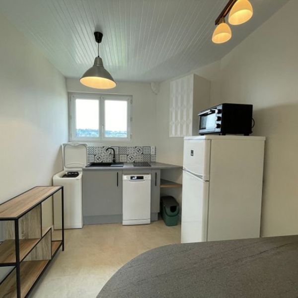 
APPARTEMENT DE TYPE 2 AVEC TERRASSE - ROUEN GARE - BEAUVOISINE
