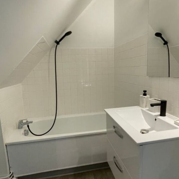 
APPARTEMENT TYPE 2 MEUBLE ROUEN GARE REF - 4861

