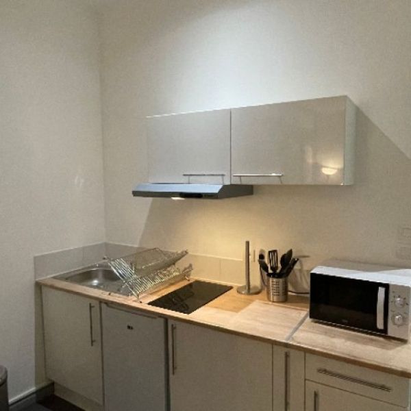 APPARTEMENT T1 MEUBLÉ - 30M² - ROUEN HYPERCENTRE