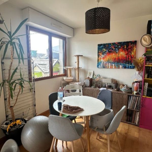 
Appartement T3 de 78 m² avec terrasse, cave et parking ! Rouen
