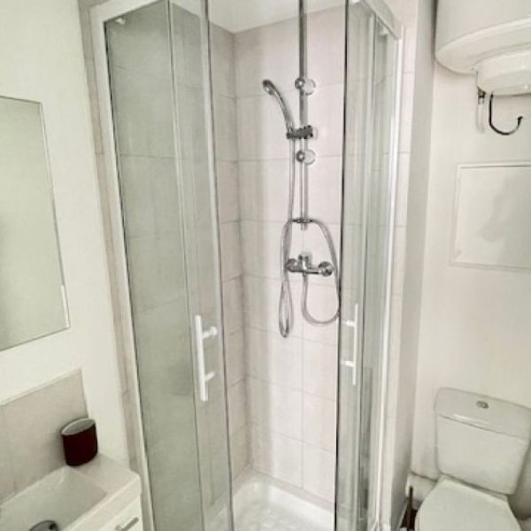 
STUDIO MEUBLÉ DE 14M² - QUARTIER ANTIQUAIRE- HOTEL DE VILLE - REF 5078
