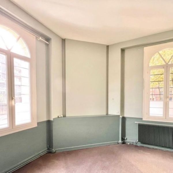 
À vendre : Appartement 2 pièces QUARTIER HOTEL DE VILLE
