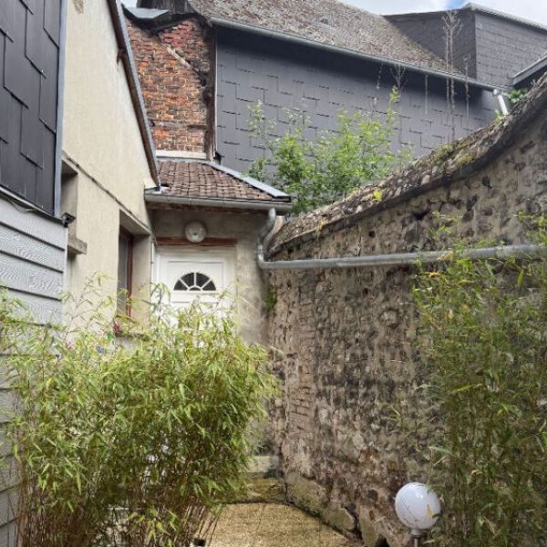 
APPARTEMENT DE TYPE 1 BIS MEUBLÉ ROUEN CAUCHOISE -  REF 5988
