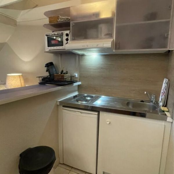 
Appartement Rouen T1 Bis Meublé de 22 m2 Quartier Hôtel de ville - REF  5762
