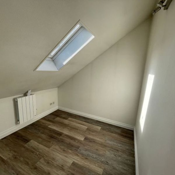 
APPARTEMENT DE TYPE 1 - 25 M² AU SOL - FAC DE DROIT - REF 4529
