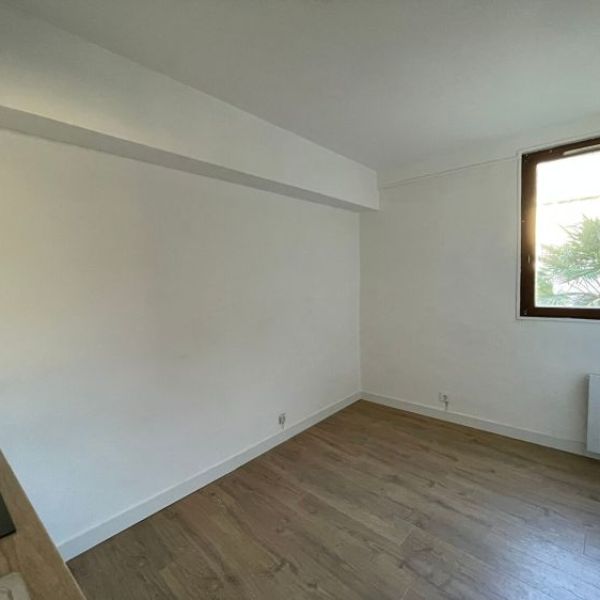 
APPARTEMENT T1 DE 32 m2 QUARTIER HOTEL DE VILLE - ROUEN - REF 5616
