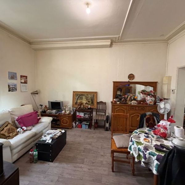 
T2 VENDU LOUÉ 41,99 m² à Rouen Rive Gauche
