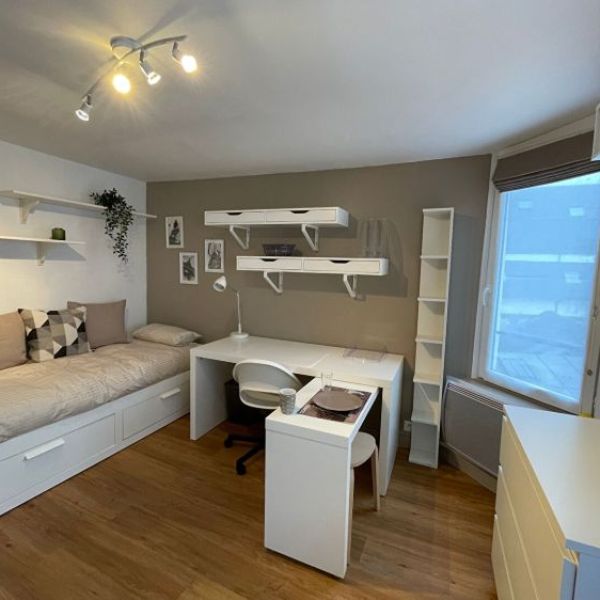 
STUDIO MEUBLÉ PROXI VIEUX MARCHÉ - REF 1558
