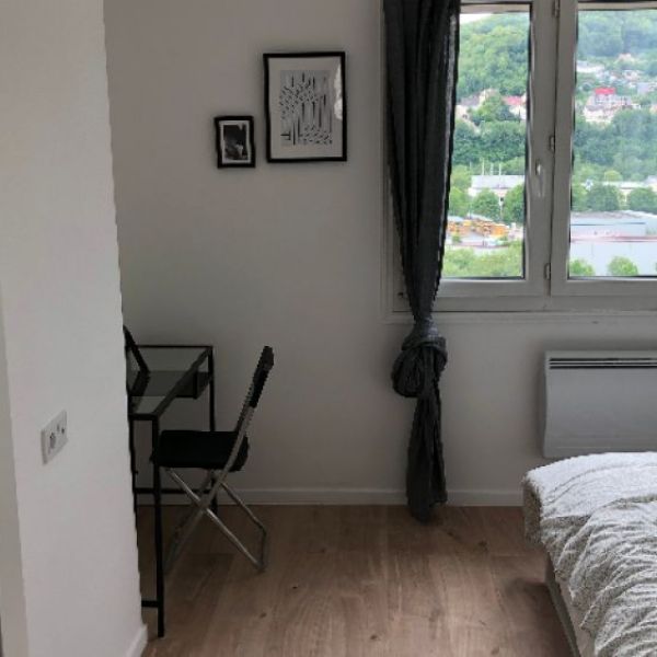 
CHAMBRE MEUBLEE DANS COLOCATION ROUEN EST - REF 4773
